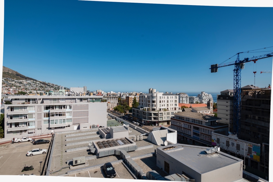 1 Bedroom Property for Sale in Sea Point Western Cape